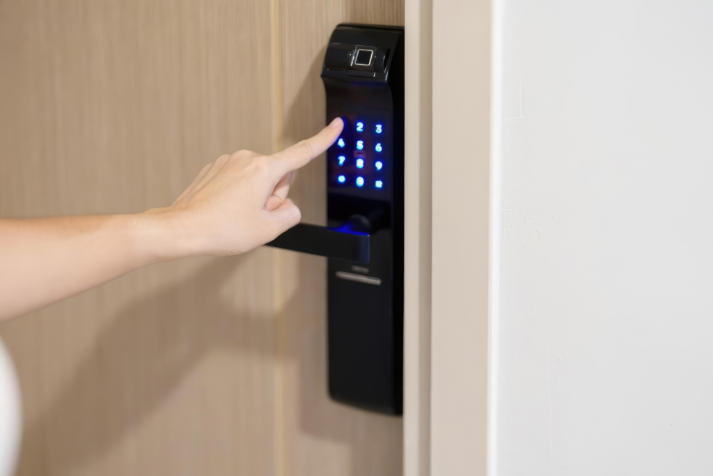 Fechadura digital residencial com abertura por senha